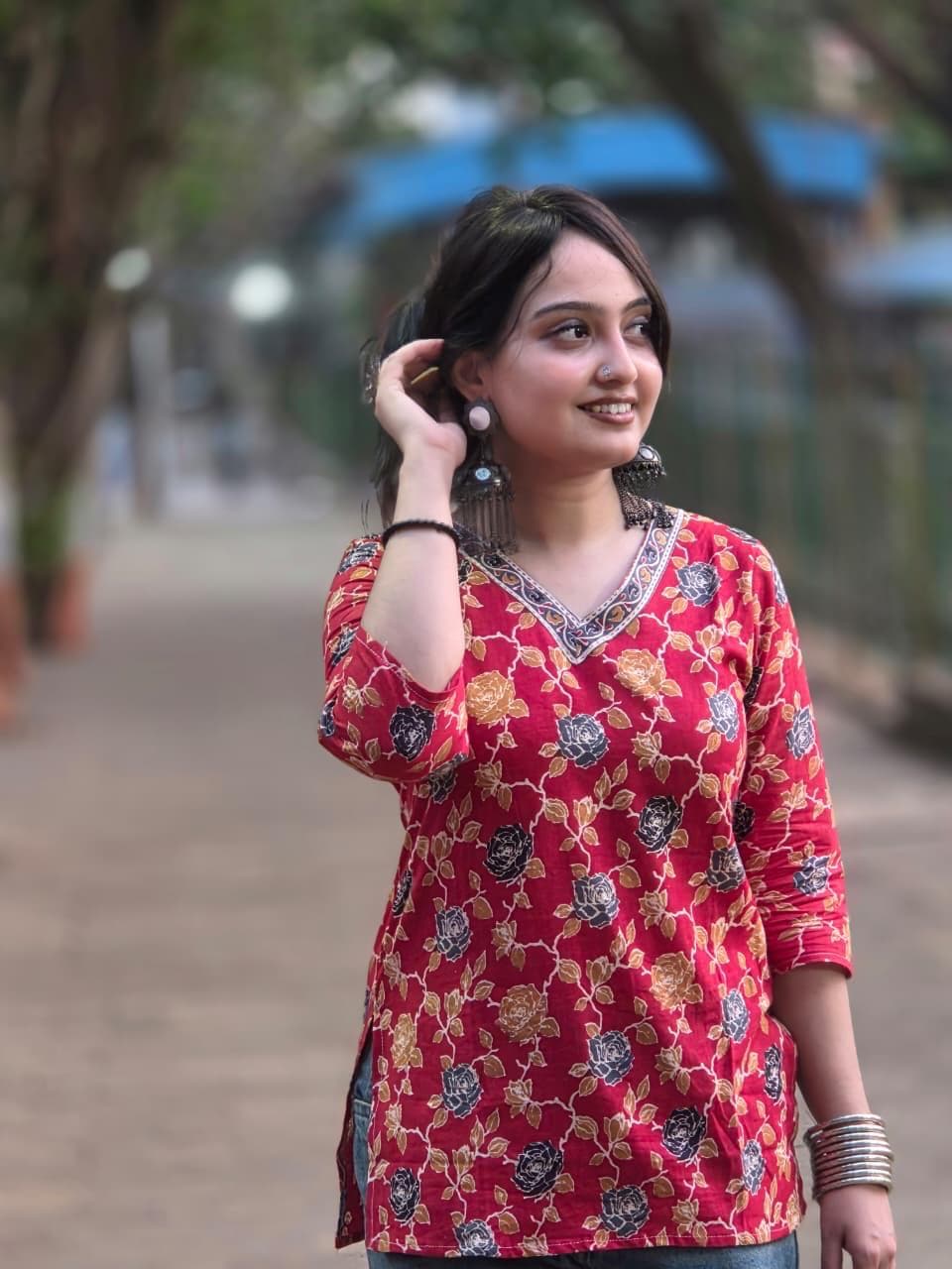 Red floral print V-neck